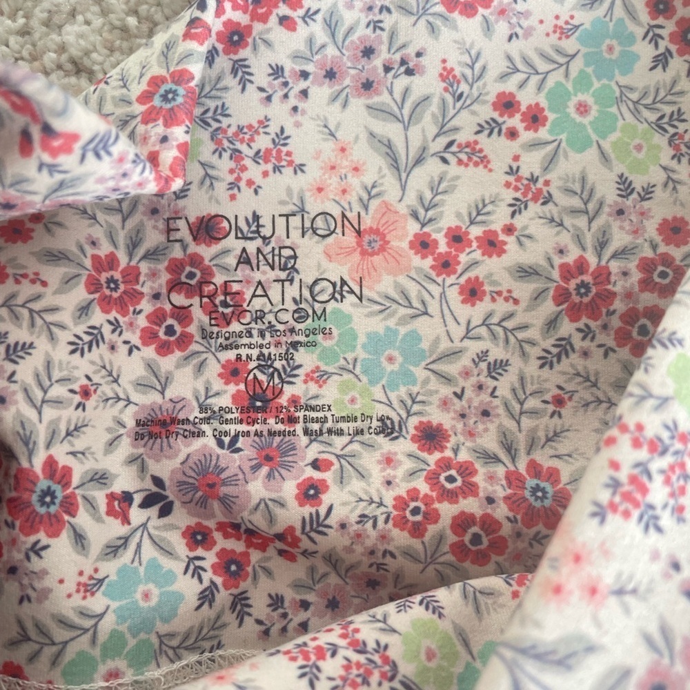 Floral Bike Shorts by Evolution and Creation workout shorts New Without Tags M - Picture 3 of 7